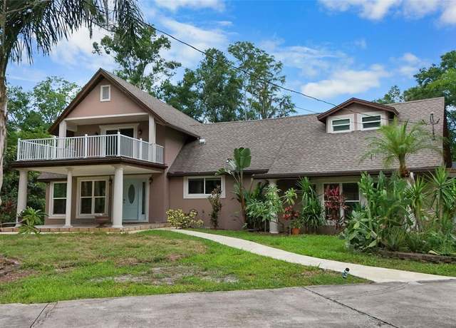 Property at 2202 Amity Ct, New Port Richey, FL 34655, 4 beds, 2.5 baths