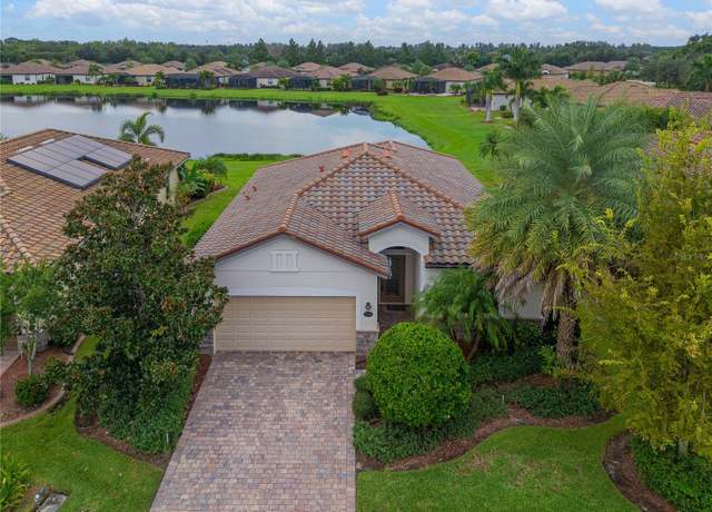 Property at 7114 Quiet Creek Dr, Bradenton, FL 34212, 3 beds, 2 baths