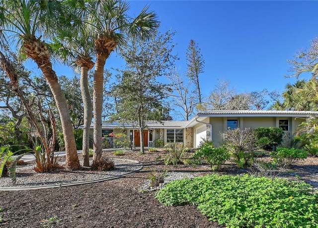 Property at 640 Venice Ln, Sarasota, FL 34242, 3 beds, 2 baths