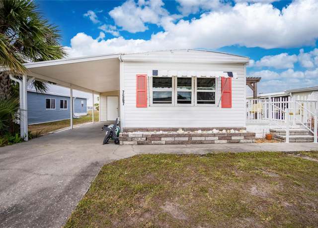 Property at 7567 Danvers Cir, Port Charlotte, FL 33981, 2 beds, 2 baths