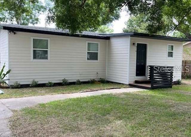 Property at 618 Foster Ave, Winter Garden, FL 34787, 3 beds, 2 baths