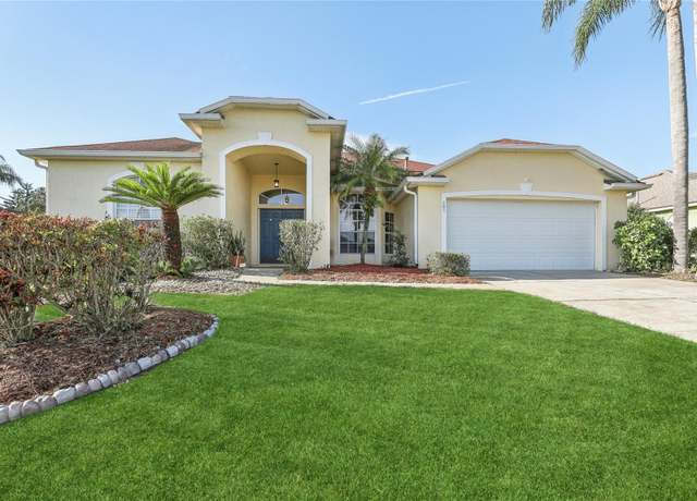 Property at 805 Via Bianca Dr, Davenport, FL 33896, 4 beds, 3 baths