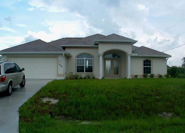 Property at 1450 Yakutat Rd, North Port, FL 34287, 3 beds, 2 baths