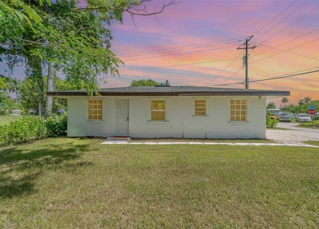Property at 21 Cabana Ave, North Fort Myers, FL 33903, 3 beds, 1 bath