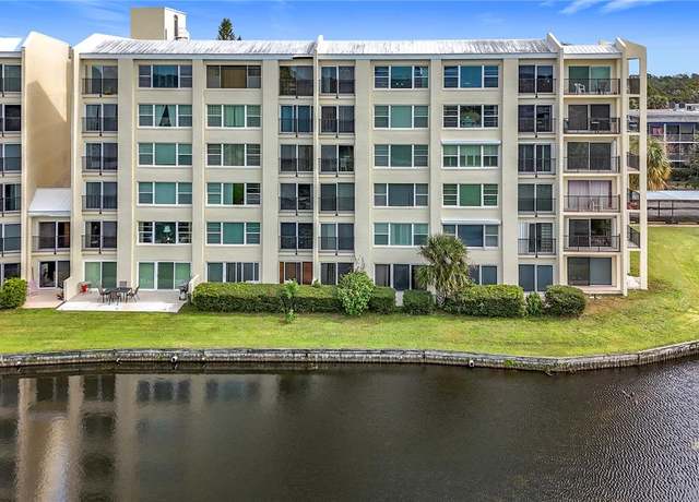 Property at 225 Country Club Dr #1611, Largo, FL 33771, 2 beds, 2 baths