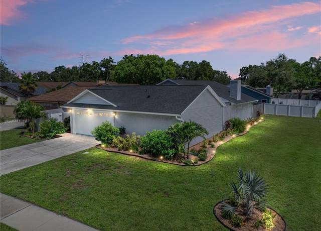 Property at 2741 Nicole Cir, Palm Harbor, FL 34684, 3 beds, 2 baths