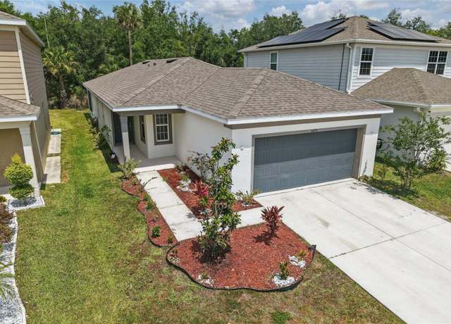 Property at 5079 Royal Point Ave, Kissimmee, FL 34746, 4 beds, 2 baths