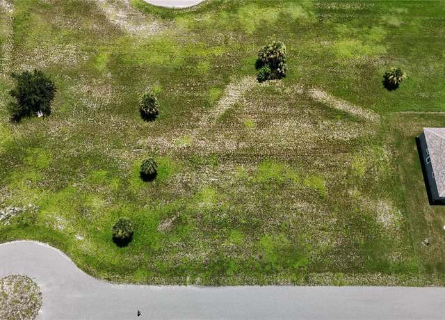 Property at 21 Cleat Ct, Placida, FL 33946