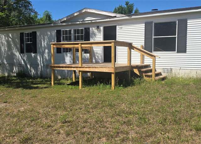 Property at 17080 SE 252nd Ave, Umatilla, FL 32784, 3 beds, 2 baths