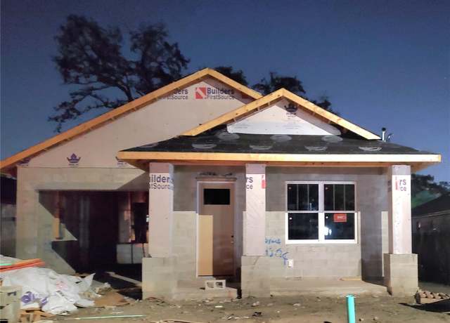 Property at 8111 N Edison Ave, Tampa, FL 33610, 3 beds, 2 baths