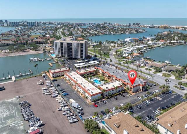 Property at 10365 Paradise Blvd #4, Treasure Island, FL 33706, 1 bed, 1 bath