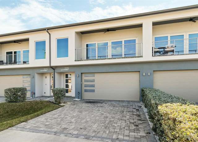 Property at 225 6th Ave, Indialantic, FL 32903, 3 beds, 2.5 baths