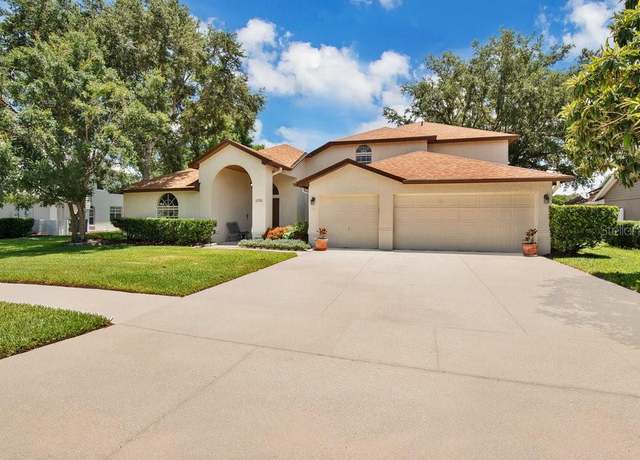 Property at 2250 Blossomwood Dr, Oviedo, FL 32765, 4 beds, 2.5 baths