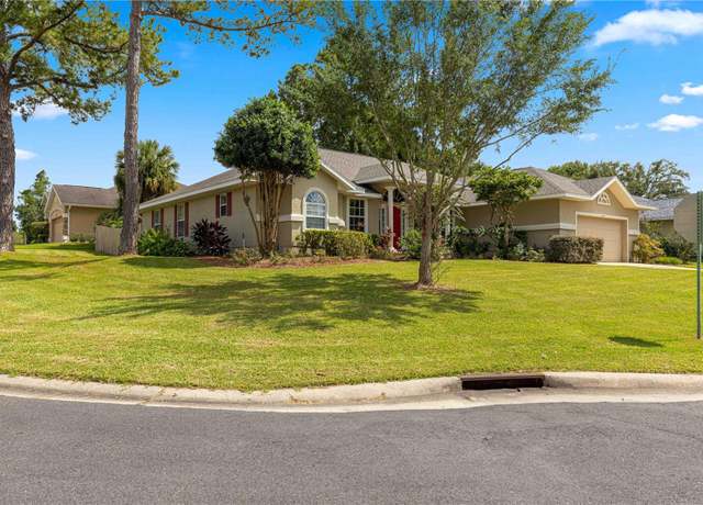 Property at 2215 SE 24th Ave, Ocala, FL 34471, 3 beds, 2 baths