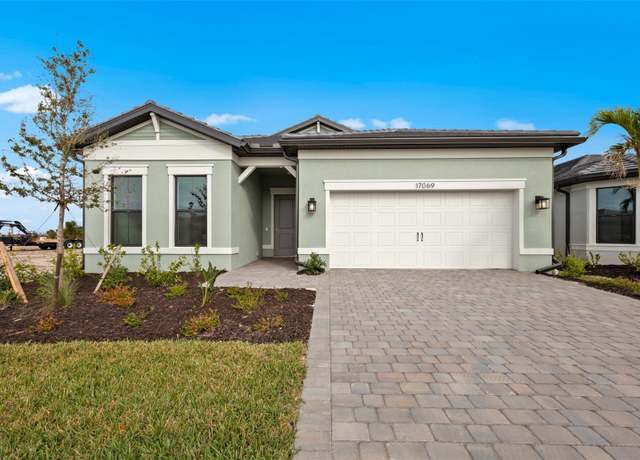Property at 17069 Moonflower Dr, Venice, FL 34293, 2 beds, 2.5 baths