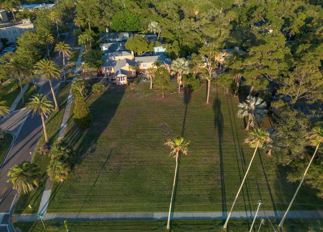 Property at 445 Edgewater Dr, Dunedin, FL 34698