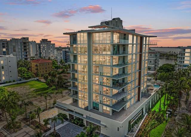 Property at 111 Golden Gate Pt #402, Sarasota, FL 34236, 3 beds, 3 baths