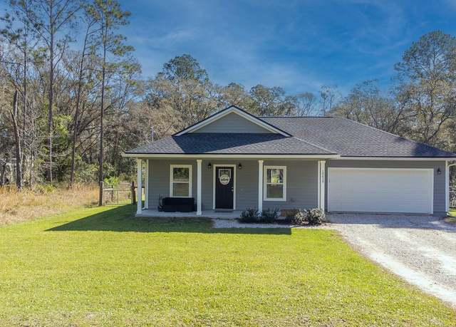 Property at 10410 Zigler Ave, Hastings, FL 32145, 3 beds, 2 baths