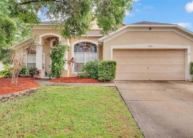 Property at 1925 Citrus Orchard Way, Valrico, FL 33594, 4 beds, 2 baths