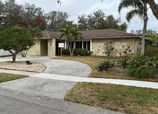 Property at 3039 Sandpiper Ct, Clearwater, FL 33762, 4 beds, 2 baths