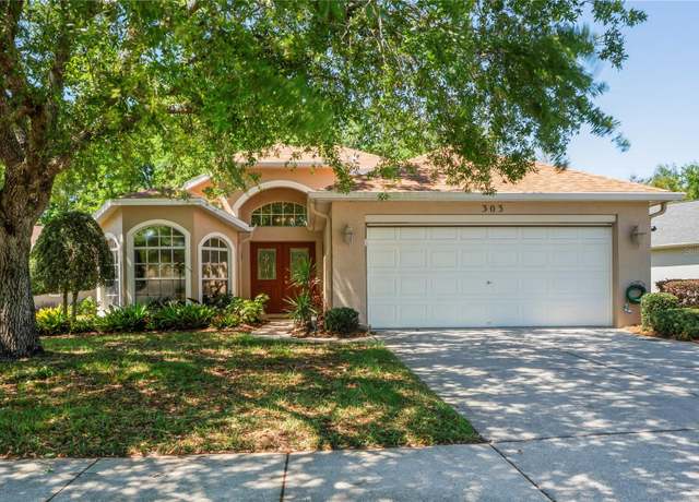 Property at 303 Rochester St, Spring Hill, FL 34609, 3 beds, 2 baths