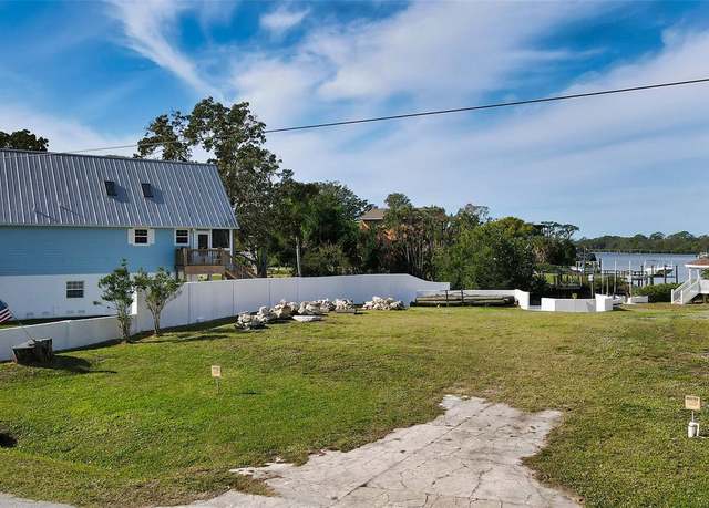 Property at 223 Ravenna St, Nokomis, FL 34275