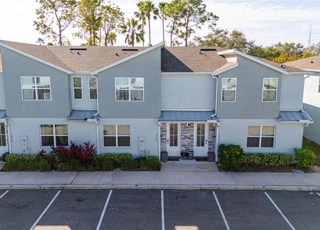 Property at 7960 Formosa Valley Pl, Kissimmee, FL 34747, 4 beds, 4.5 baths
