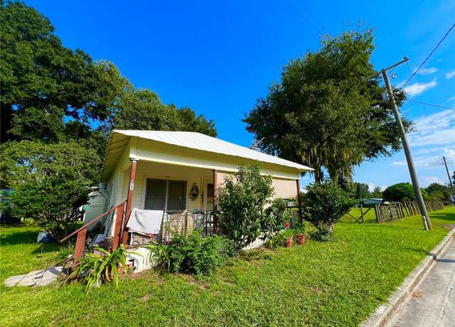Property at 177 S Magnolia Ave, Center Hill, FL 33514, 3 beds, 1 bath