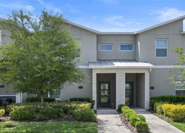 Property at 820 Pebble Beach Dr, Davenport, FL 33896, 4 beds, 3 baths