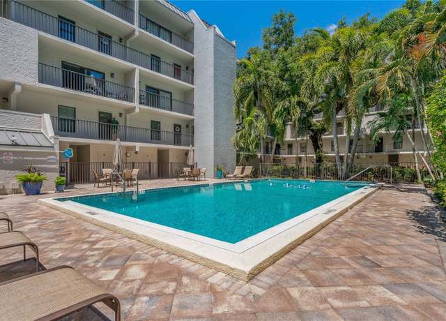 Property at 105 4th Ave NE #220, St Petersburg, FL 33701, 2 beds, 1.5 baths