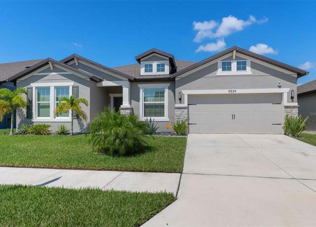 Property at 9539 Ibis Grove Blvd, Wesley Chapel, FL 33545, 4 beds, 2.5 baths