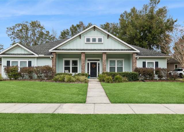 Property at 15154 NW 149th Rd, Alachua, FL 32615, 4 beds, 2.5 baths