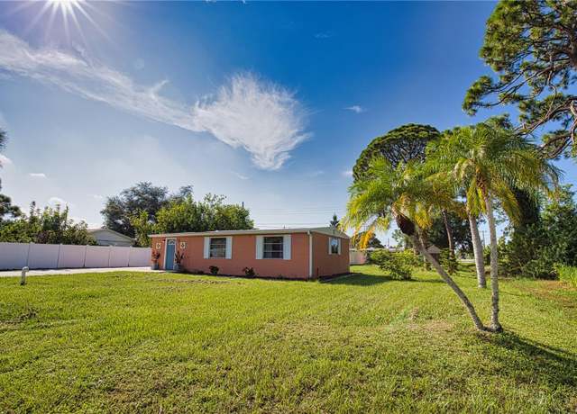 Property at 1605 Phillip Pl, Englewood, FL 34223, 2 beds, 1 bath