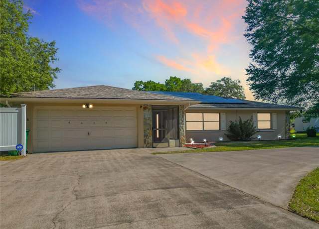 Property at 5885 E Arbor St, Inverness, FL 34452, 3 beds, 2 baths