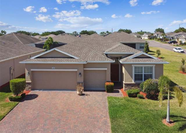 Property at 2980 Dayton Dr, Winter Haven, FL 33884, 4 beds, 3 baths