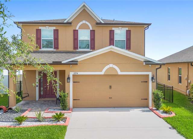 Property at 2254 Canyon Breeze Ave, Kissimmee, FL 34746, 4 beds, 2.5 baths