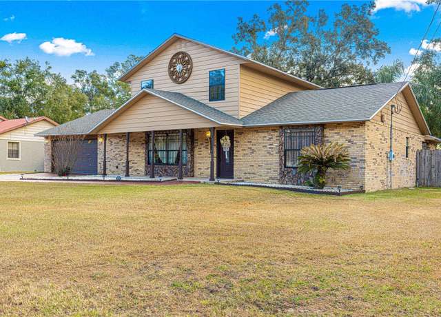Property at 5370 SE 28th St, Ocala, FL 34480, 3 beds, 4 baths