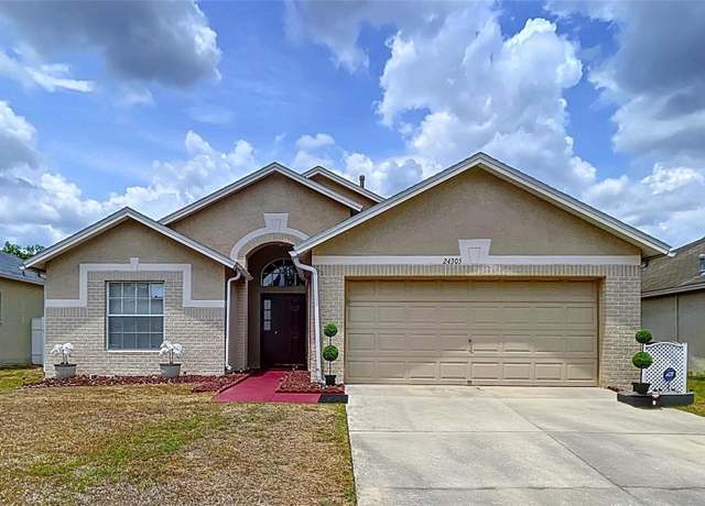 Property at 24305 Denali Ct, Lutz, FL 33559, 3 beds, 2 baths