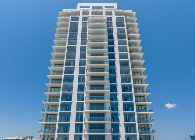 Property at 301 1st St S #3004, St Petersburg, FL 33701, 2 beds, 3 baths