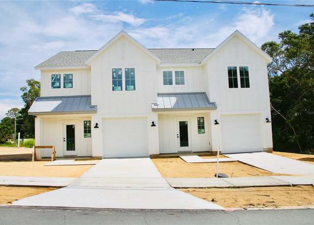 Property at 650 E Liberty Ave, Mount Dora, FL 32757, 3 beds, 2.5 baths