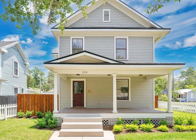 Property at 219 Laurel Ave, Sanford, FL 32771, 4 beds, 2 baths