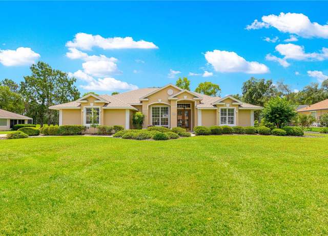 Property at 28 Golf View Dr, Ocala, FL 34472, 3 beds, 2 baths