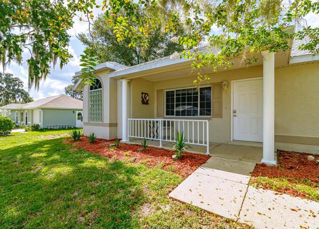 Property at 5110 NW 19th Pl, Ocala, FL 34482, 2 beds, 2 baths