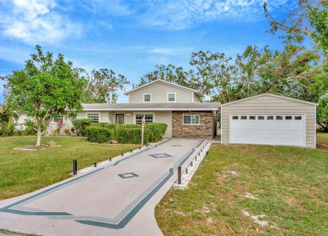 Property at 1111 67th St NW, Bradenton, FL 34209, 4 beds, 3 baths