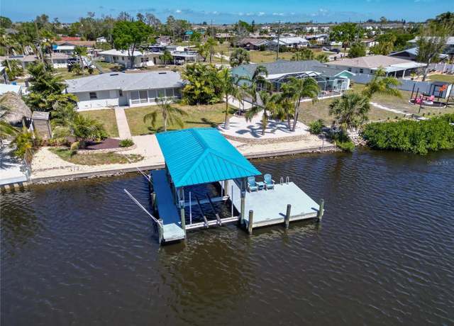Property at 810 Blue Heron Blvd, Ruskin, FL 33570, 2 beds, 2 baths