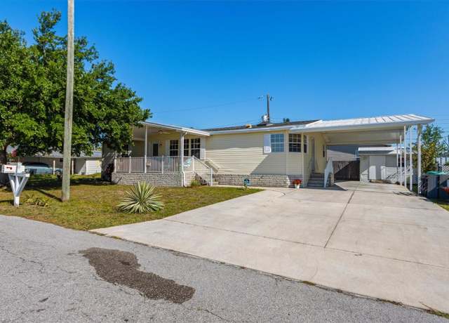 Property at 917 50th Avenue Ter W, Bradenton, FL 34207, 3 beds, 2 baths