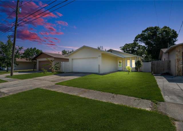 Property at 6841 46th St N, Pinellas Park, FL 33781, 3 beds, 2 baths