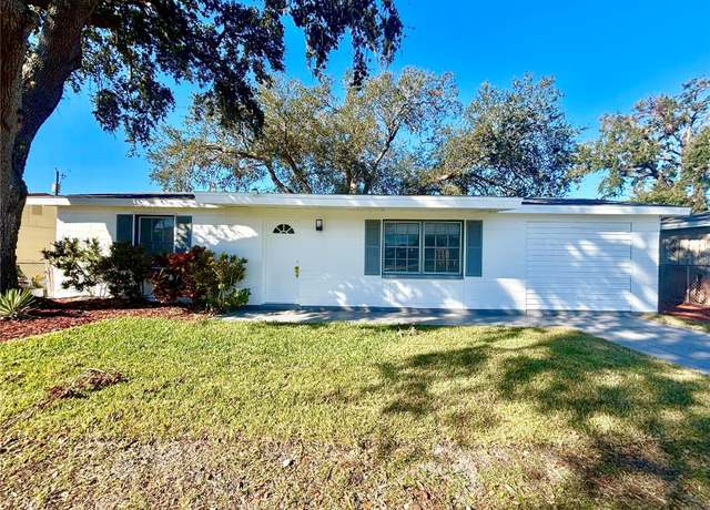 Property at 1833 Knollwood Dr, Holiday, FL 34690, 4 beds, 2 baths