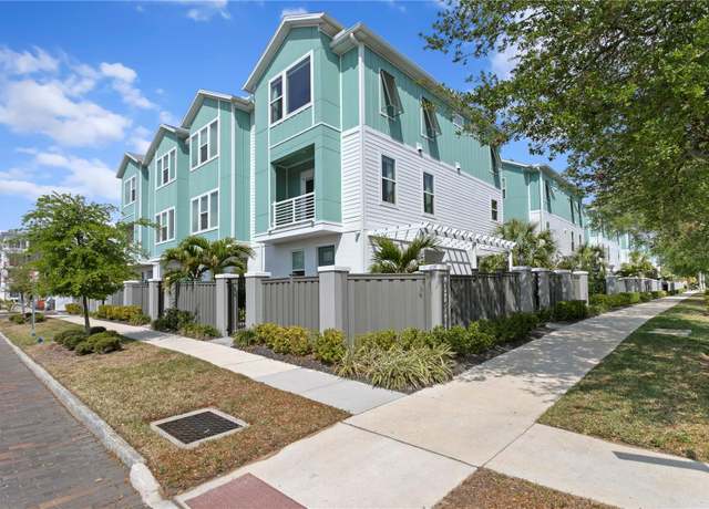 Property at 98 29th St S, St Petersburg, FL 33712, 3 beds, 3.5 baths