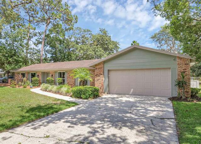 Property at 223 Royal Oaks Cir, Longwood, FL 32779, 4 beds, 2 baths